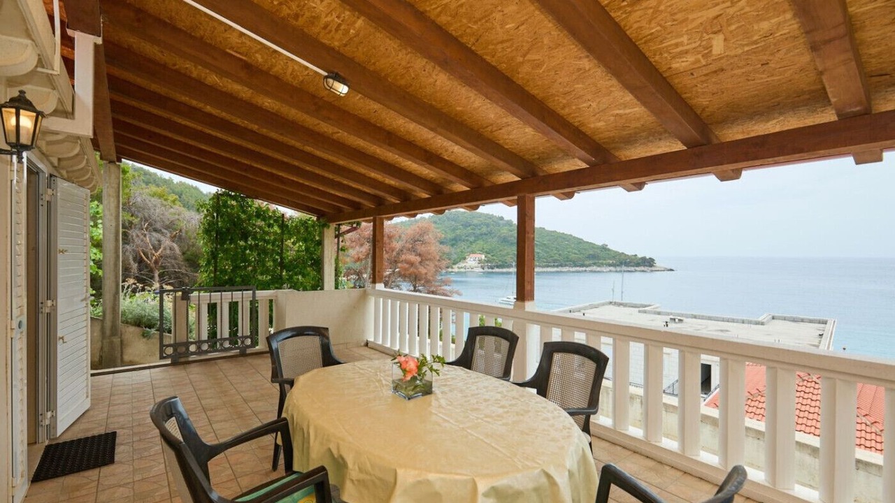Photo of Outdoor in Saplunara