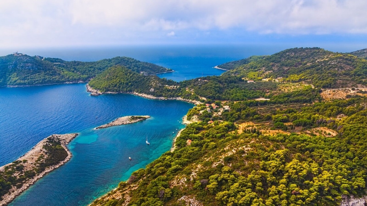 Photo of Outdoor in Saplunara