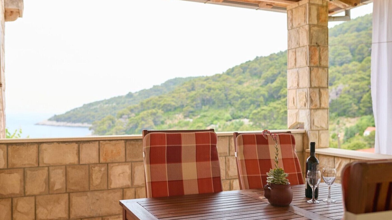 Photo of Outdoor in Saplunara