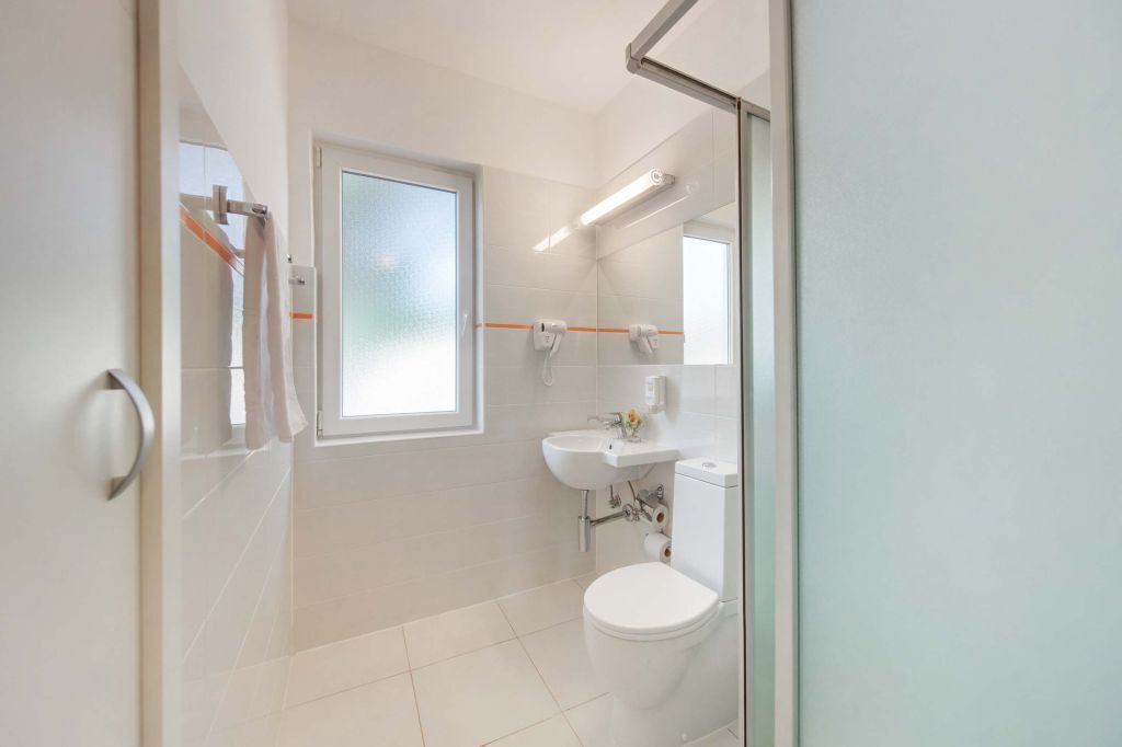 Photo of Bathroom in Katoro