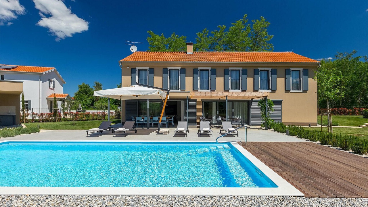 Photo of Outdoor in Lasici