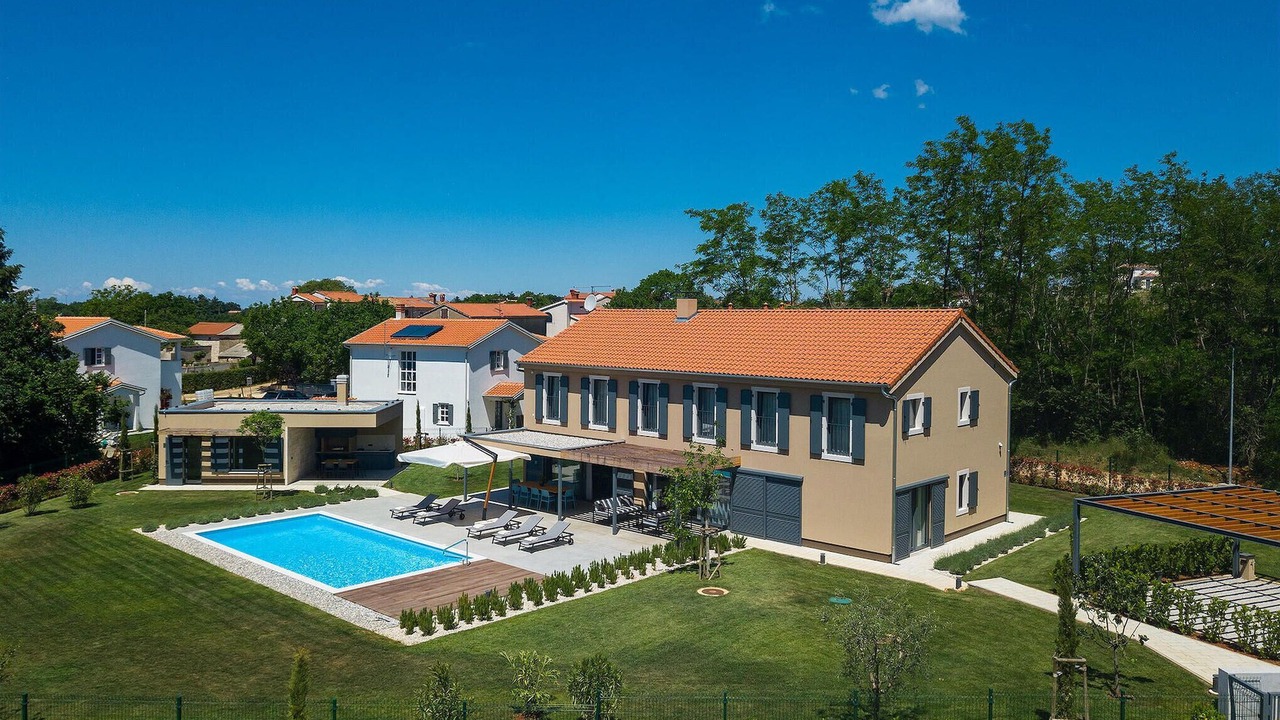 Photo of Outdoor in Lasici