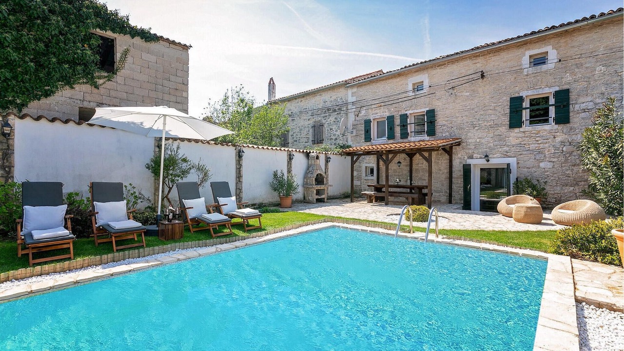 Photo of Outdoor in Stifanici