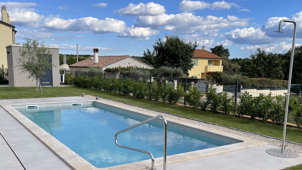 Photo of Outdoor in Karigador