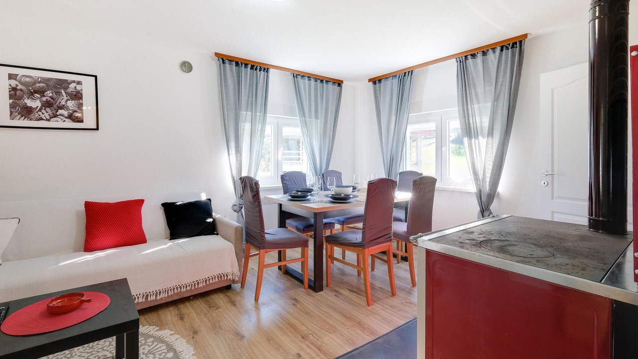Photo of Bedroom in Desinic