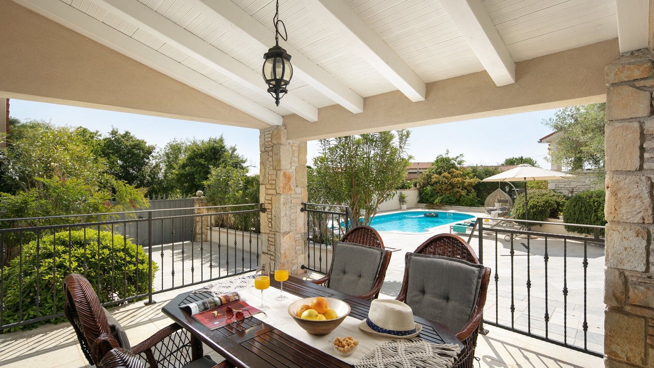Photo of Outdoor in Burici