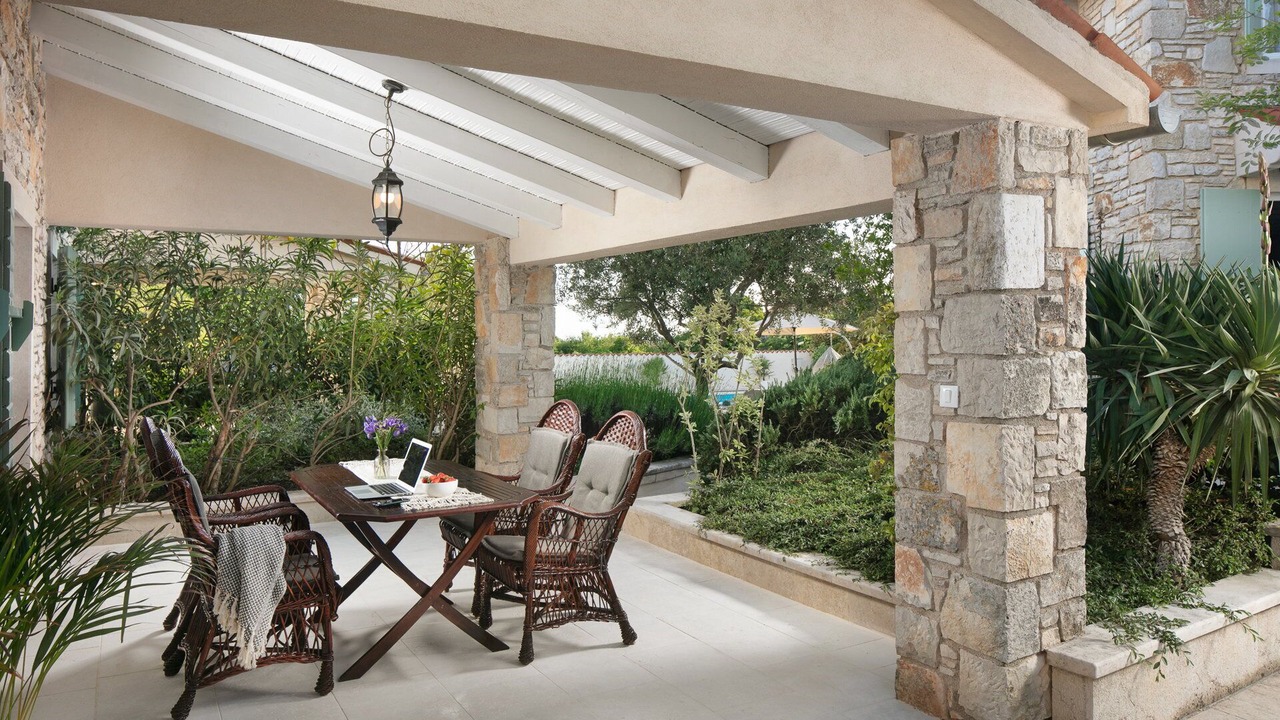 Photo of Outdoor in Burici