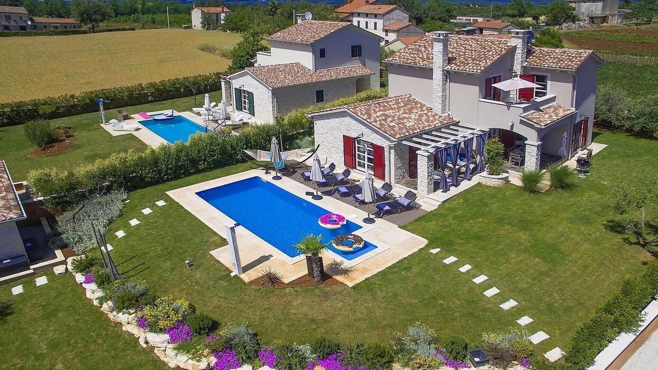 Photo of Outdoor in Lasici