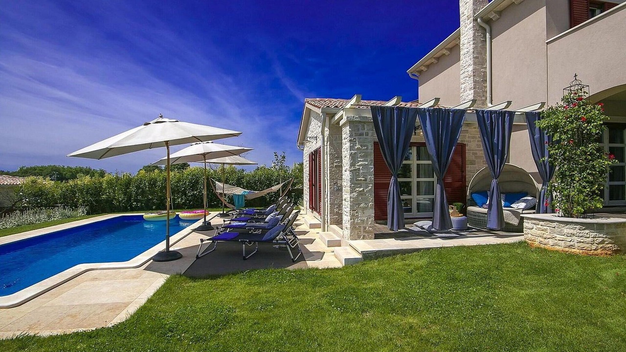 Photo of Outdoor in Lasici