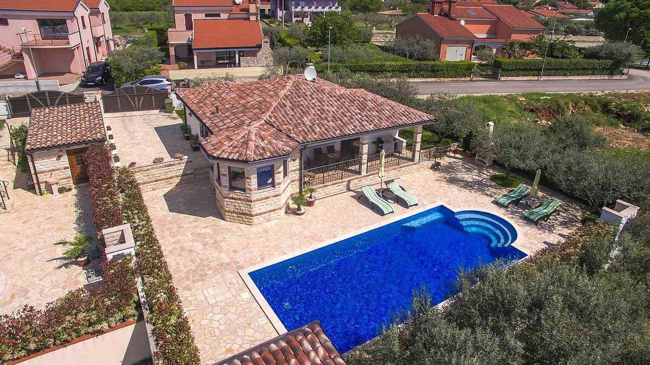 Photo of Outdoor in Kastel