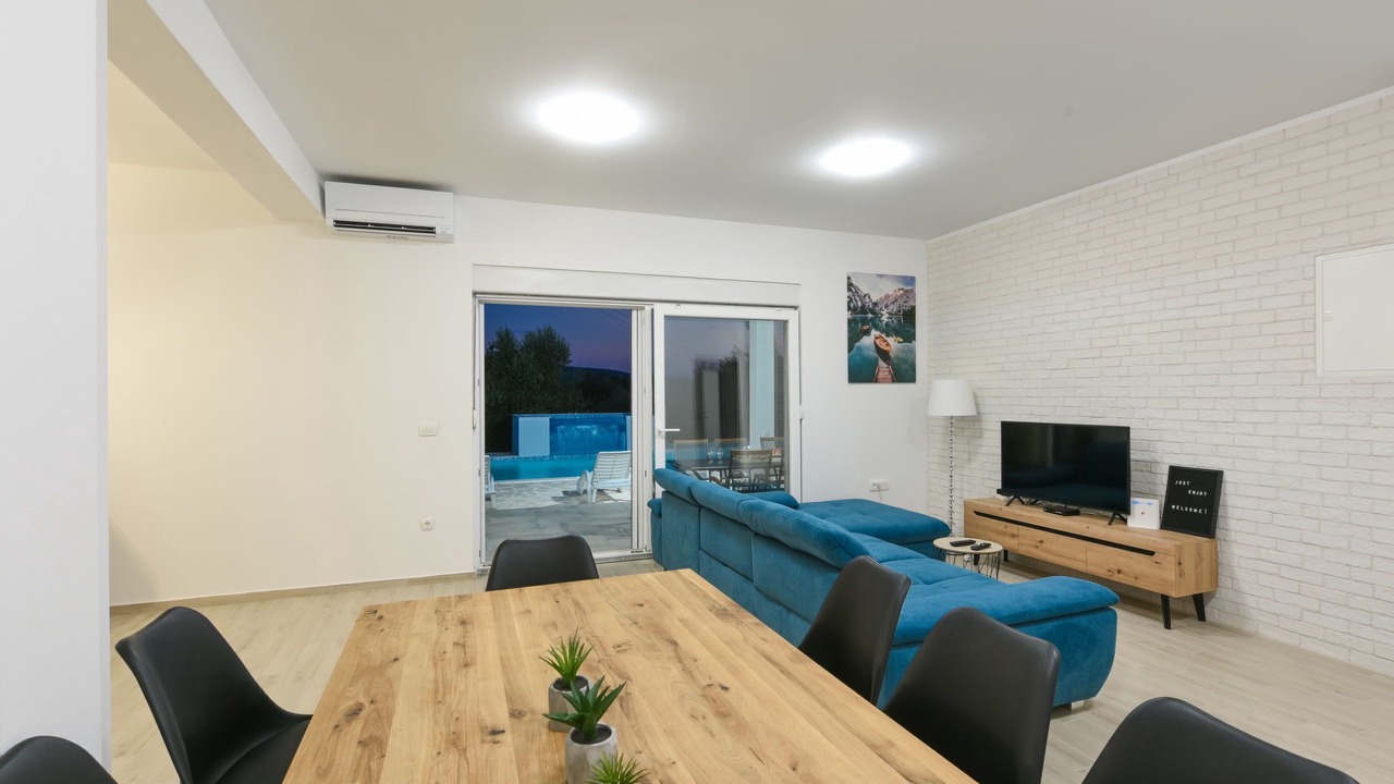 Photo of Livingroom in Sukosan