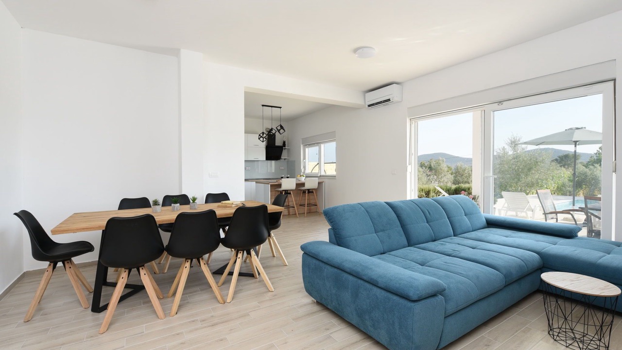 Photo of Livingroom in Sukosan