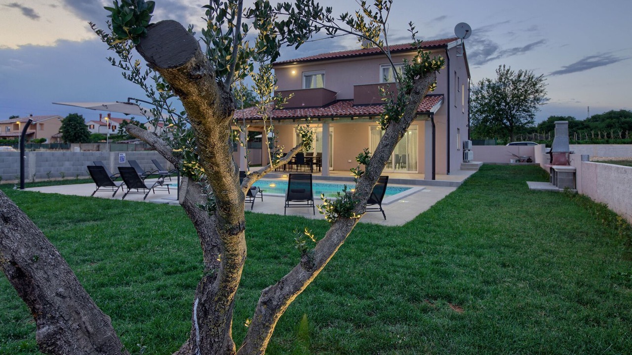 Photo of Outdoor in Sikici