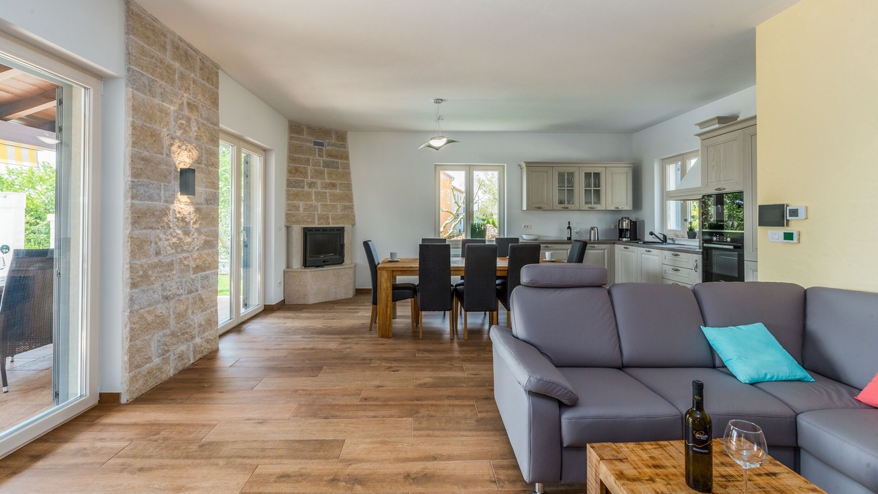 Photo of Livingroom in Deklici