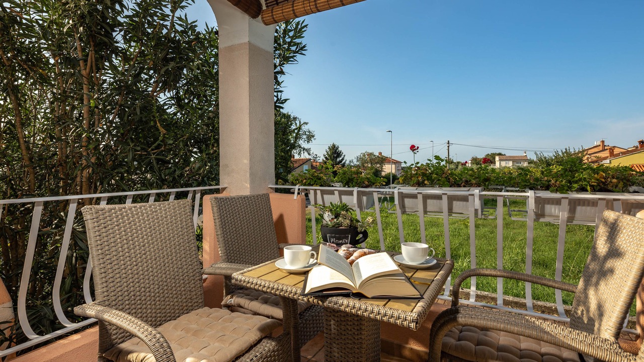 Photo of Patio Balcony in Tar