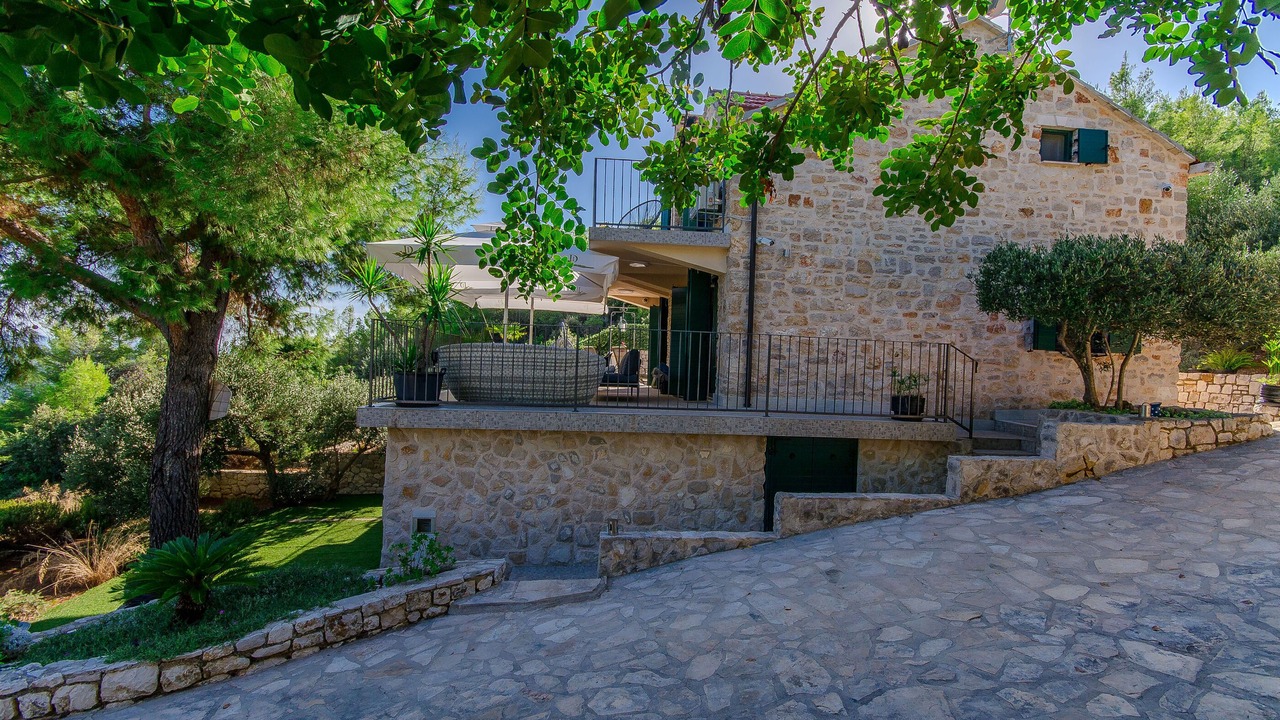 Photo of Outdoor in Zavala