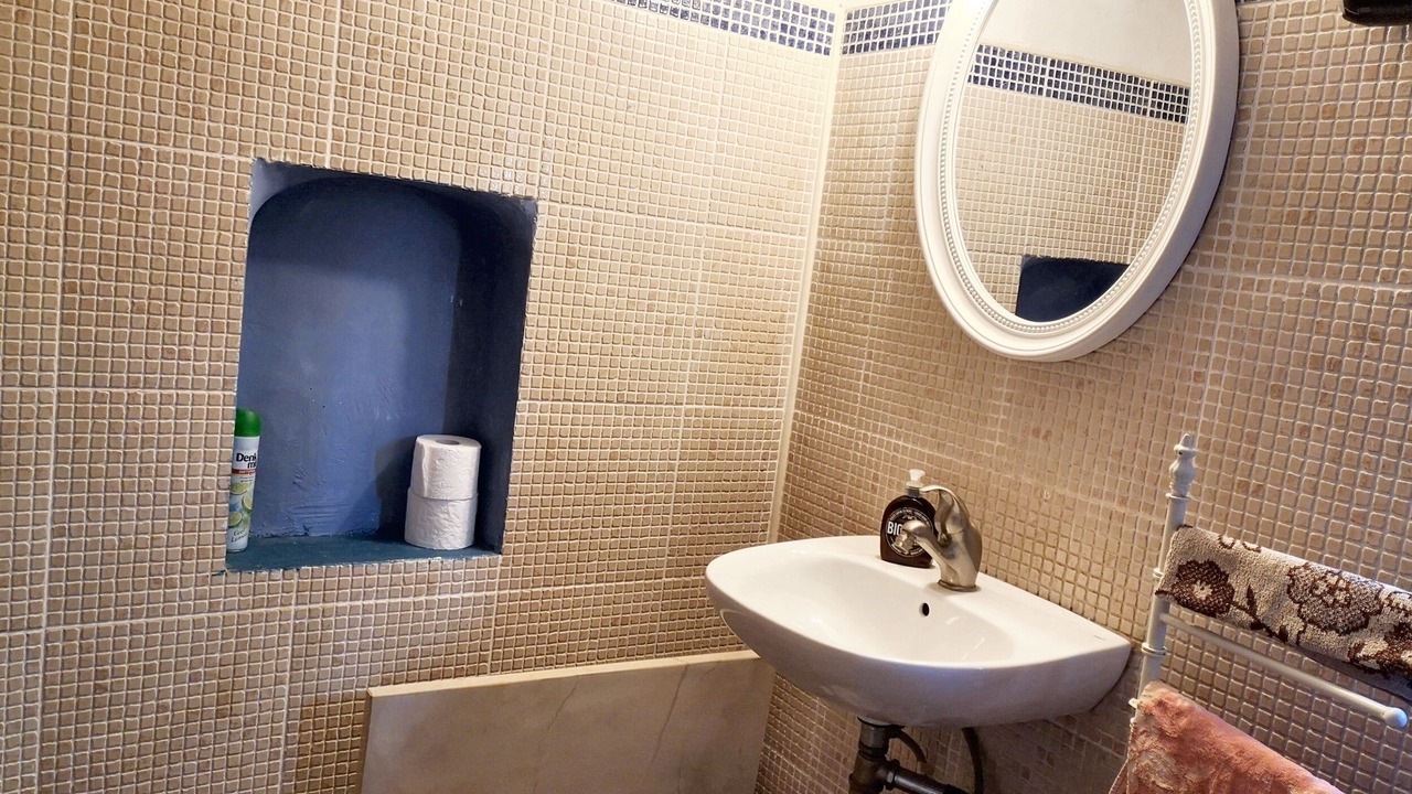 Photo of Bathroom in Cres