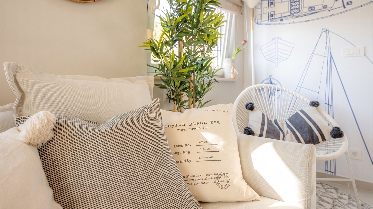 Photo of Livingroom in Cove Murtar