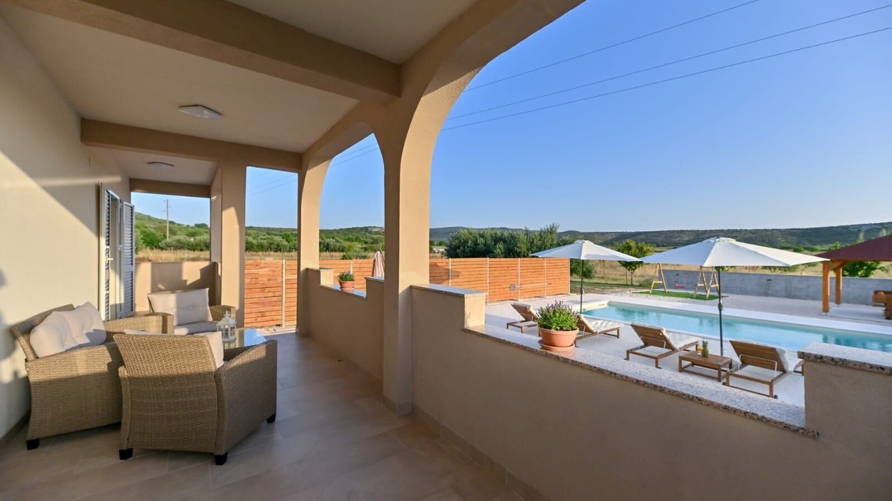 Photo of Patio Balcony in Pakostane