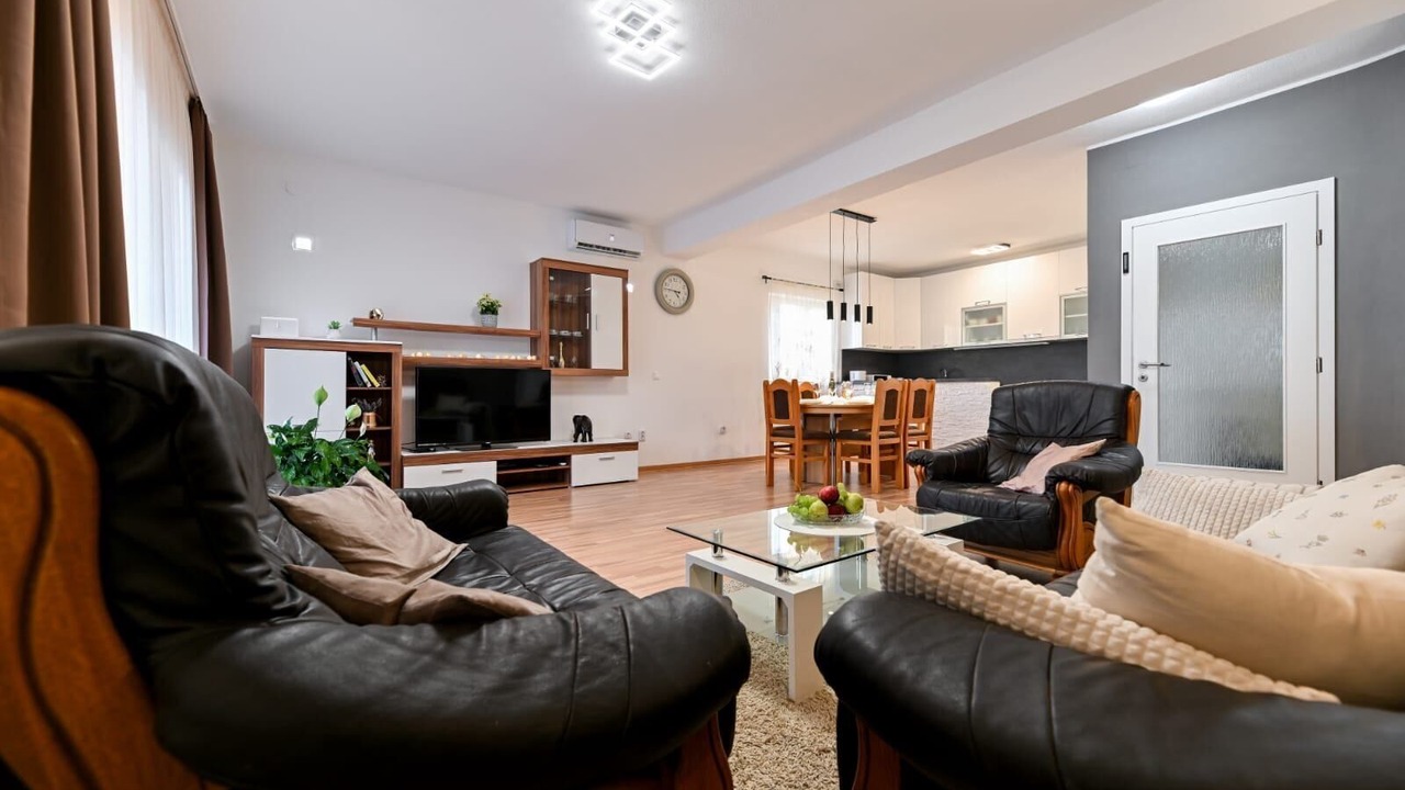 Photo of Livingroom in Pakostane