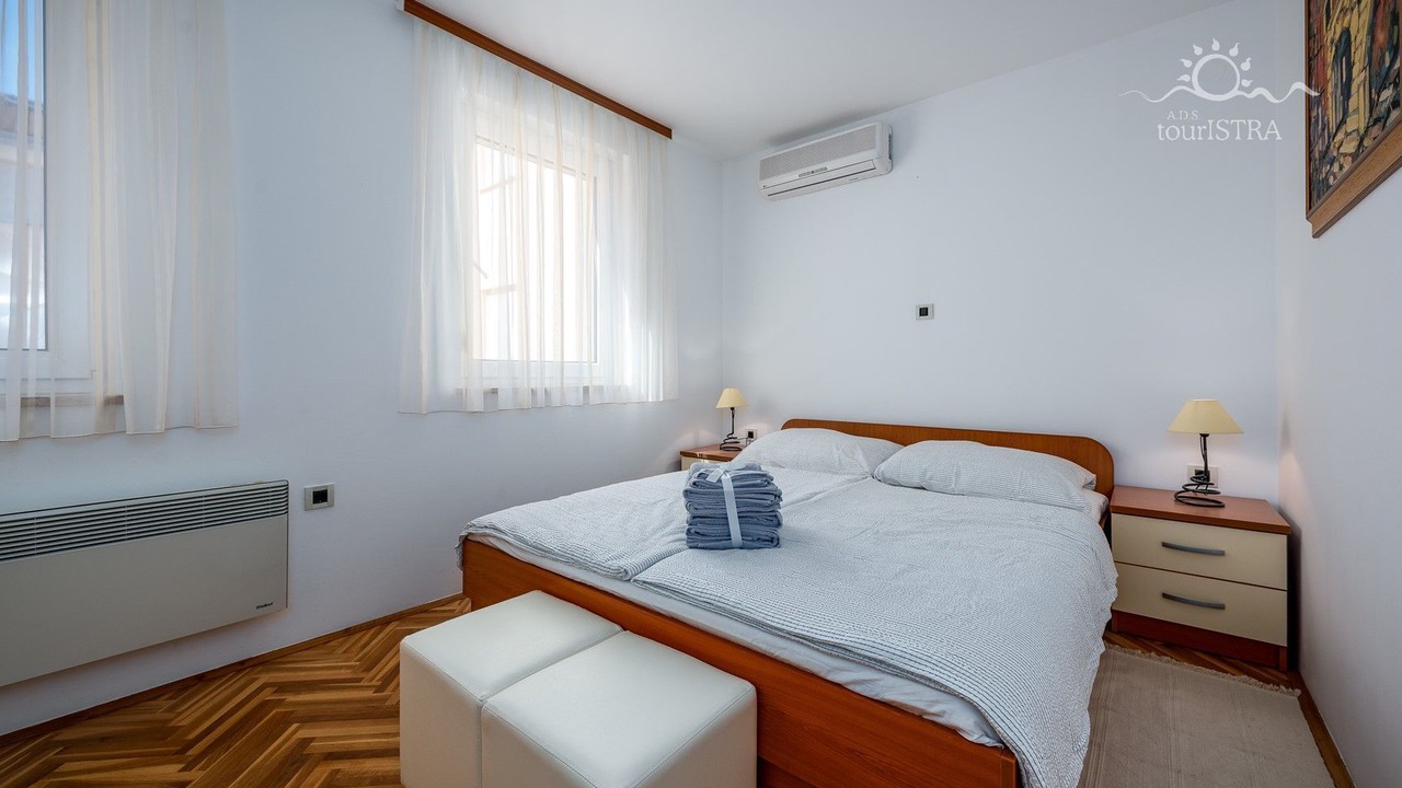 Photo of Bedroom in Monterol