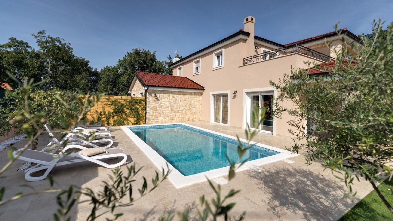 Photo of Outdoor in Pinezici