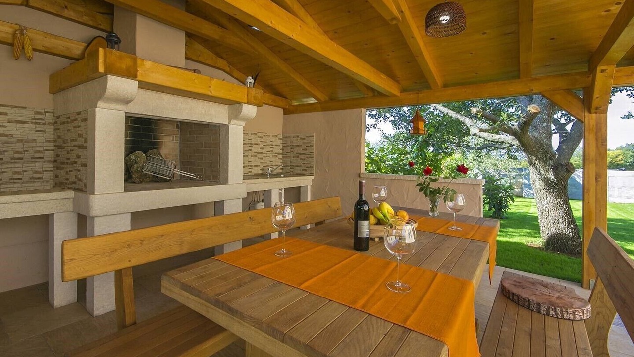 Photo of Outdoor in Musalez