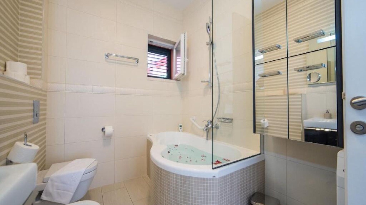 Photo of Bathroom in Gruda