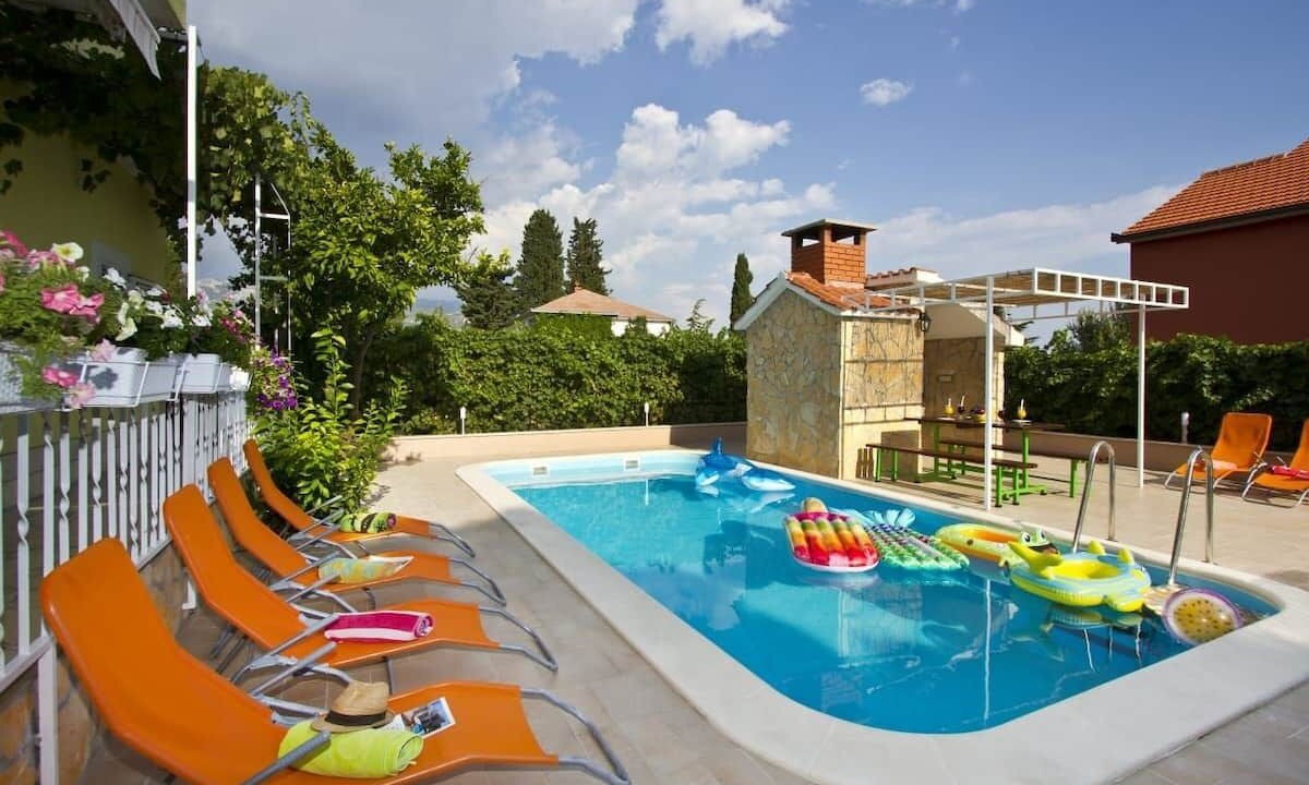 Photo of Outdoor in Solin