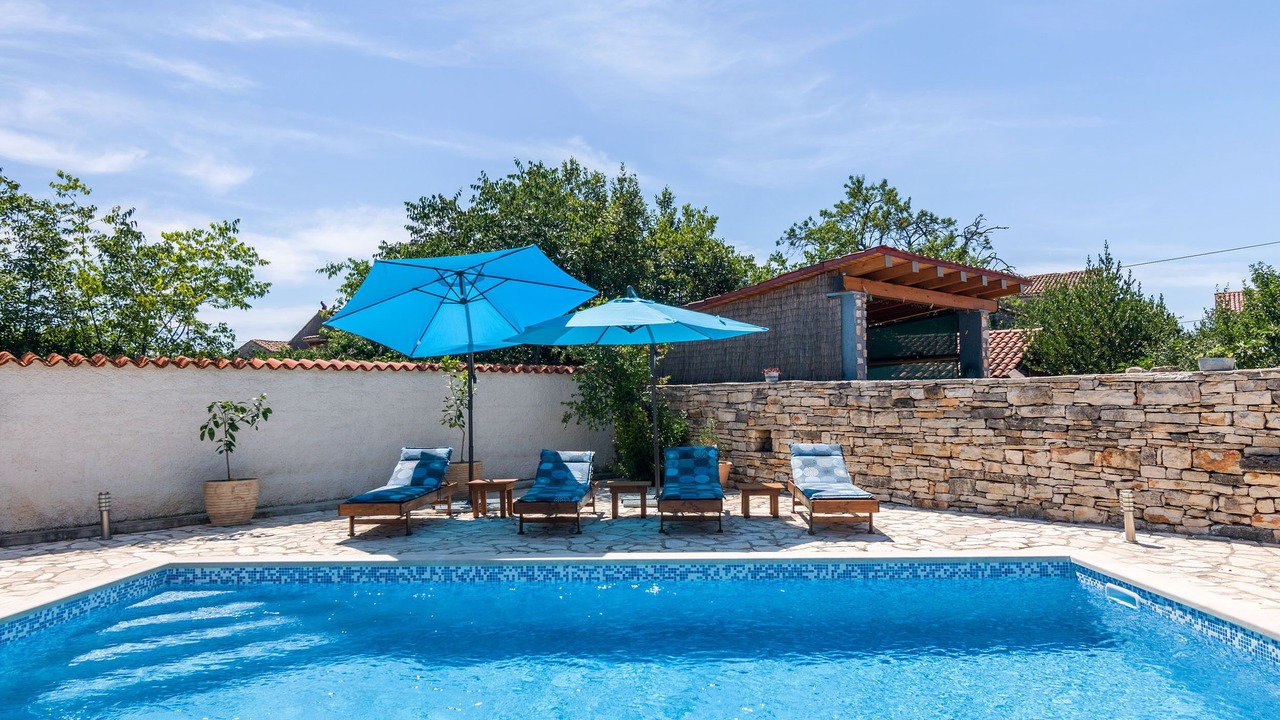 Photo of Outdoor in Cabrunici