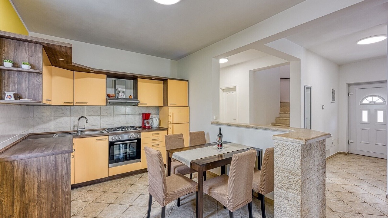 Photo of Kitchen in Kastelir-Labinci