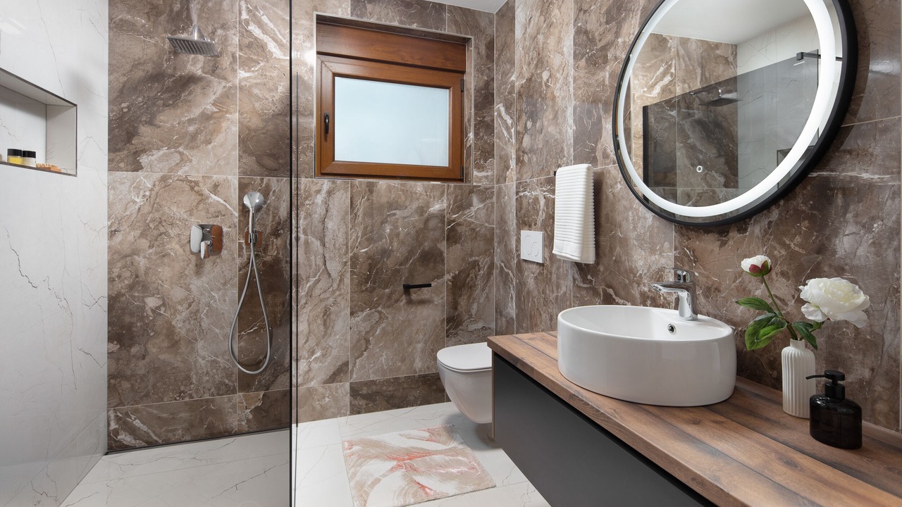 Photo of Bathroom in Vir