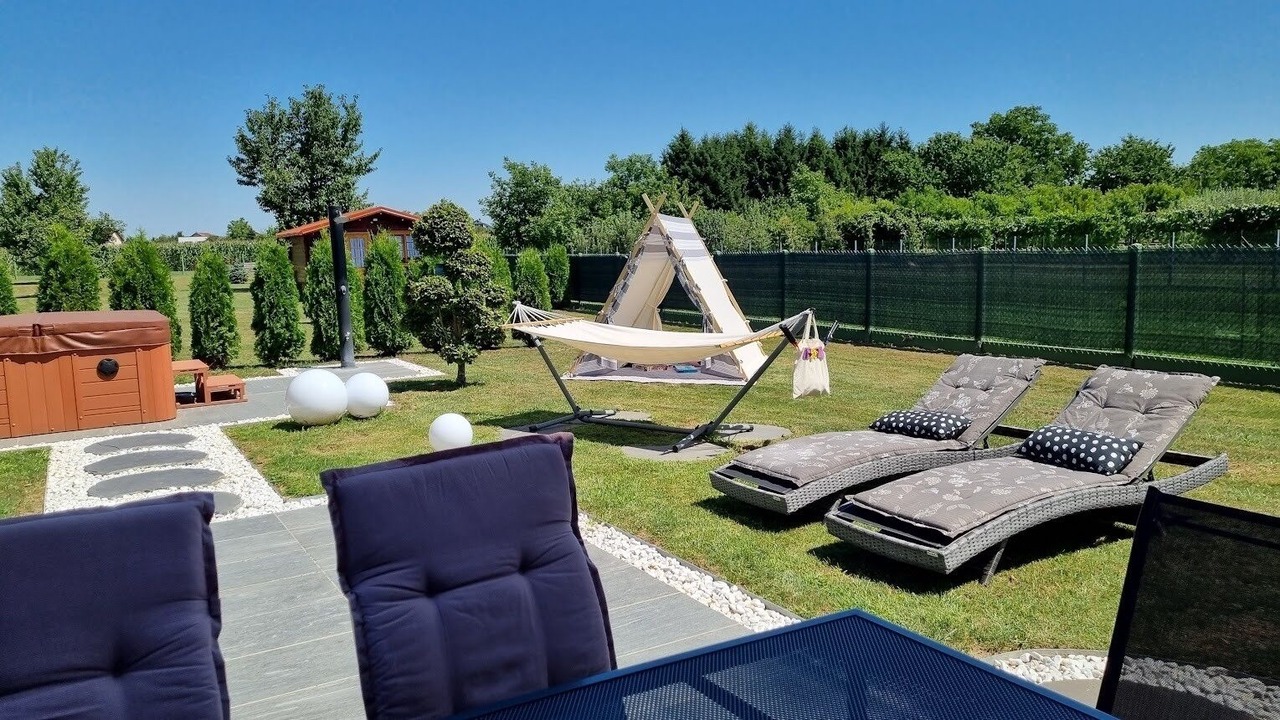 Photo of Outdoor in Kucan Marof
