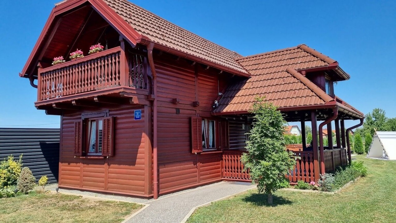 Photo of Outdoor in Kucan Marof