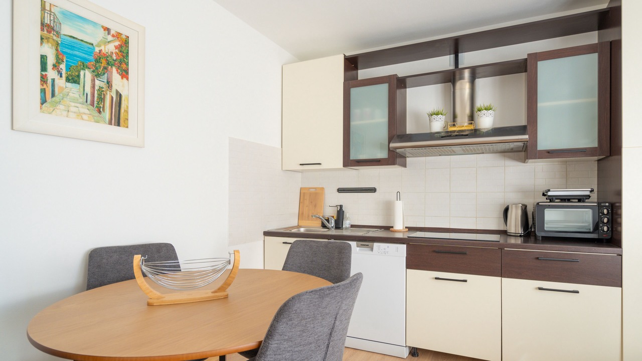 Photo of Kitchen in Cove Parja