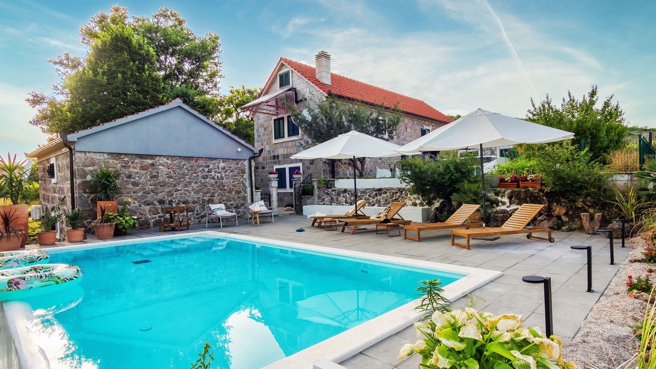 Photo of Outdoor in Velic