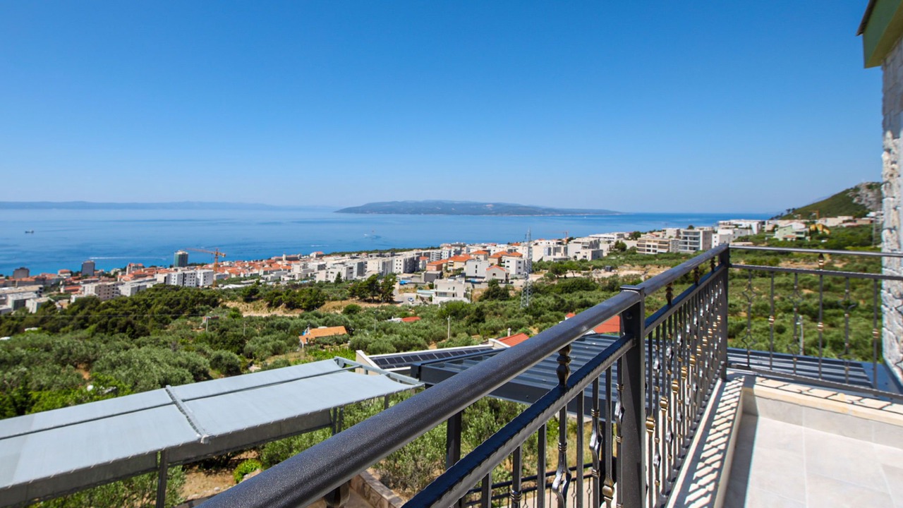 Photo of Others in Makarska