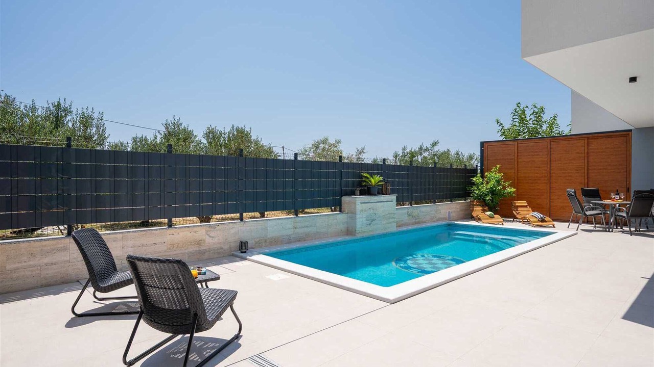 Photo of Outdoor in Kastel Sucurac