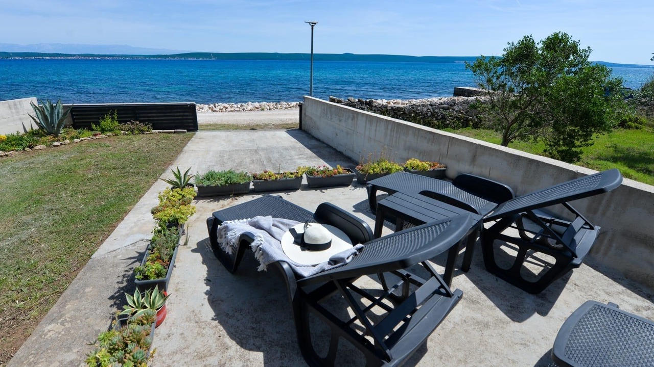 Photo of Outdoor in Banj