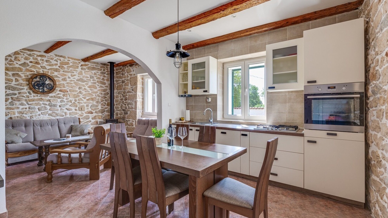 Photo of Kitchen in Skabrnja