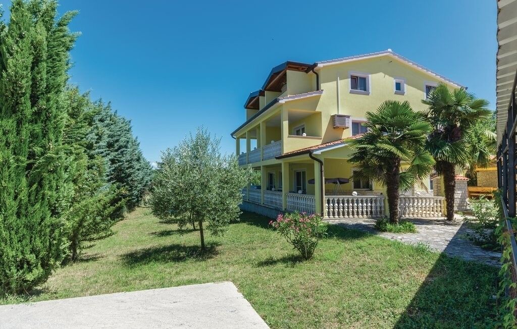 Photo of Outdoor in Mugeba