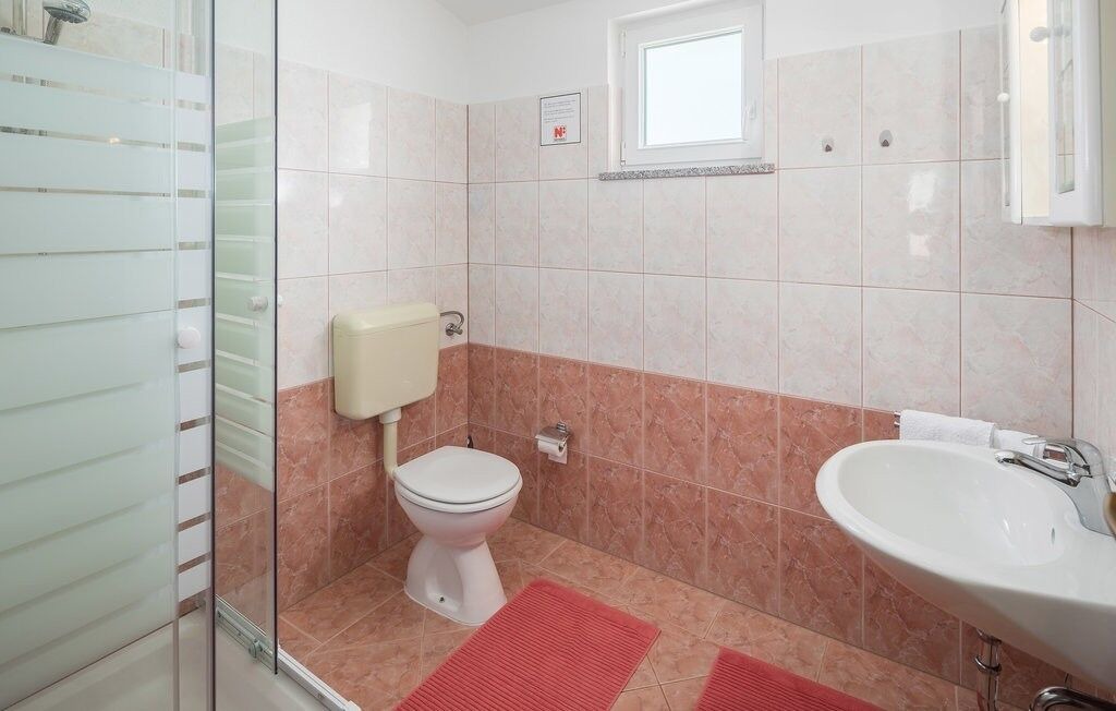 Photo of Bathroom in Mugeba