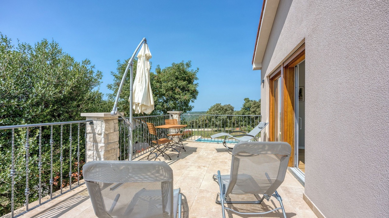 Photo of Patio Balcony in Marasi