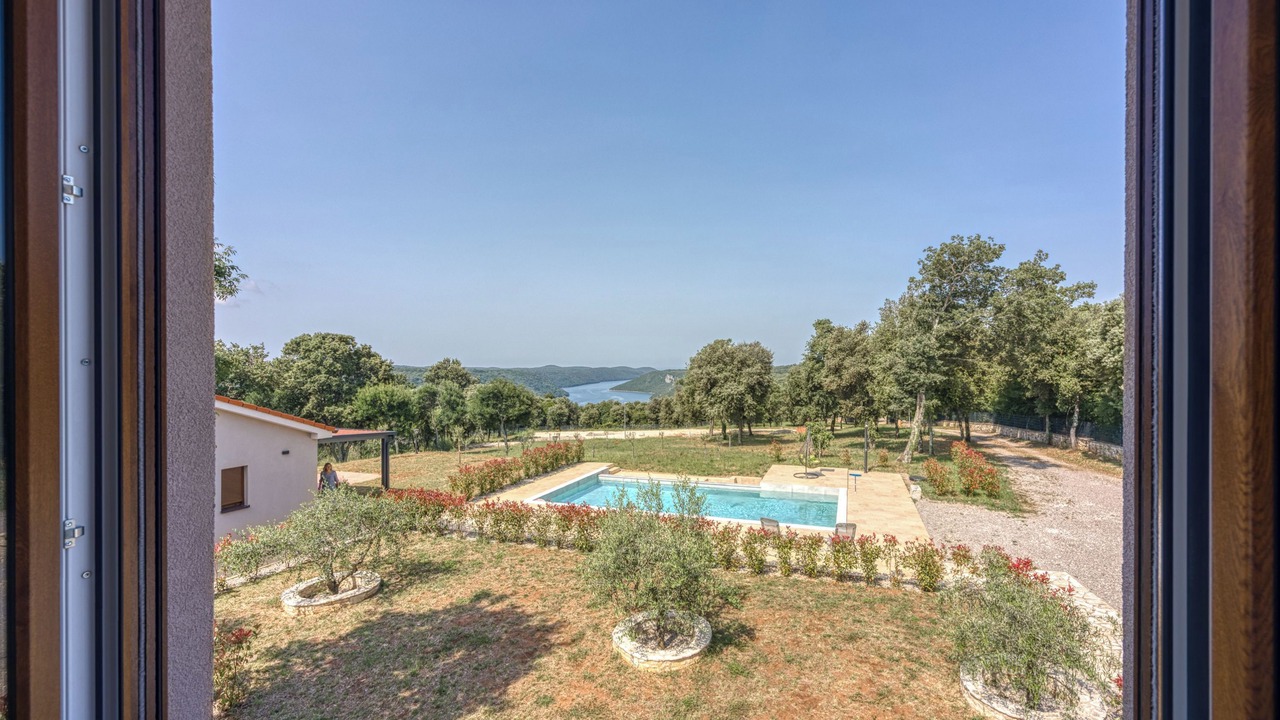 Photo of Outdoor in Marasi
