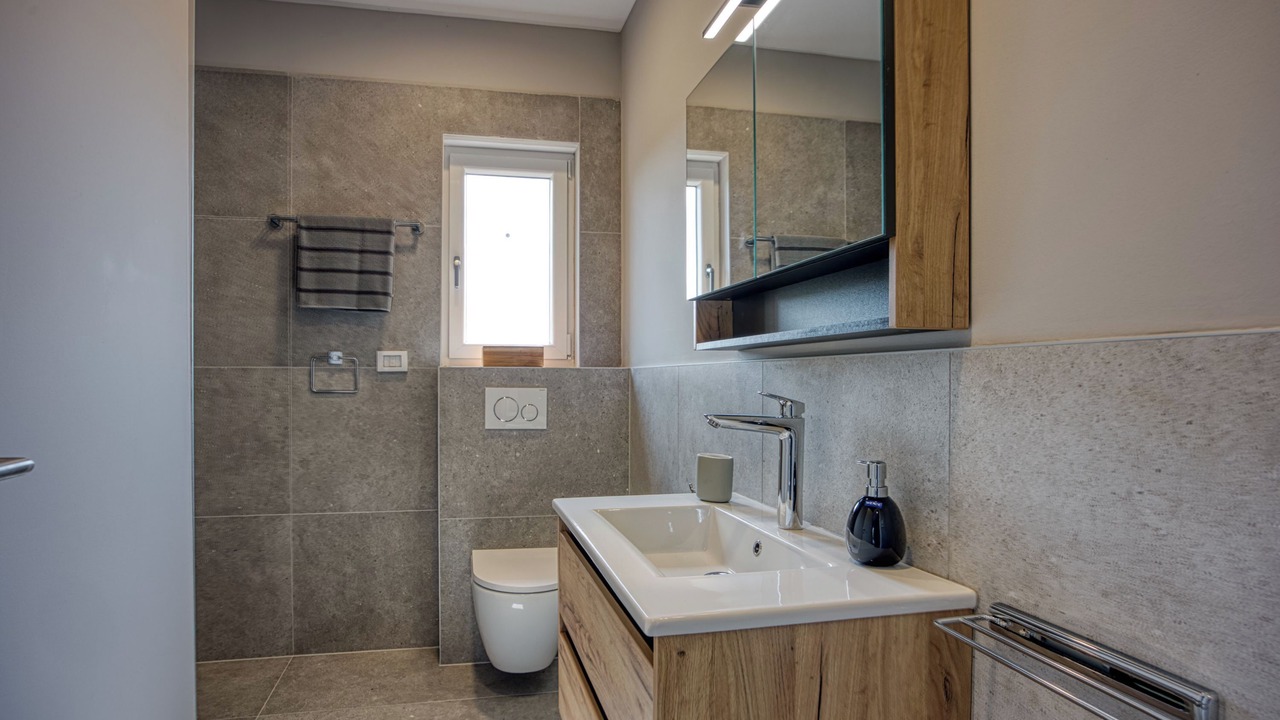 Photo of Bathroom in Marasi