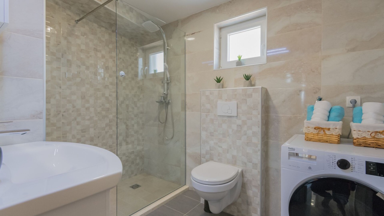 Photo of Bathroom in Grubine