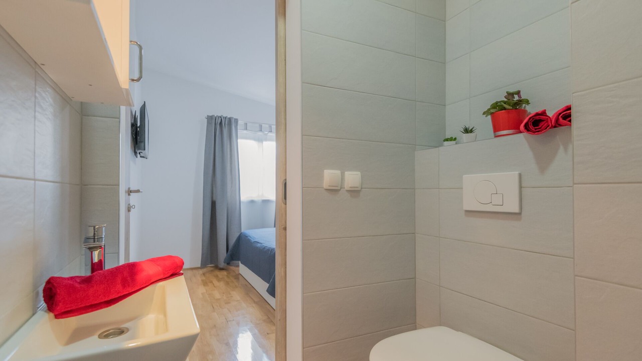 Photo of Bathroom in Grubine