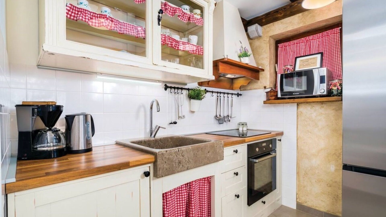 Photo of Kitchen in Porozina