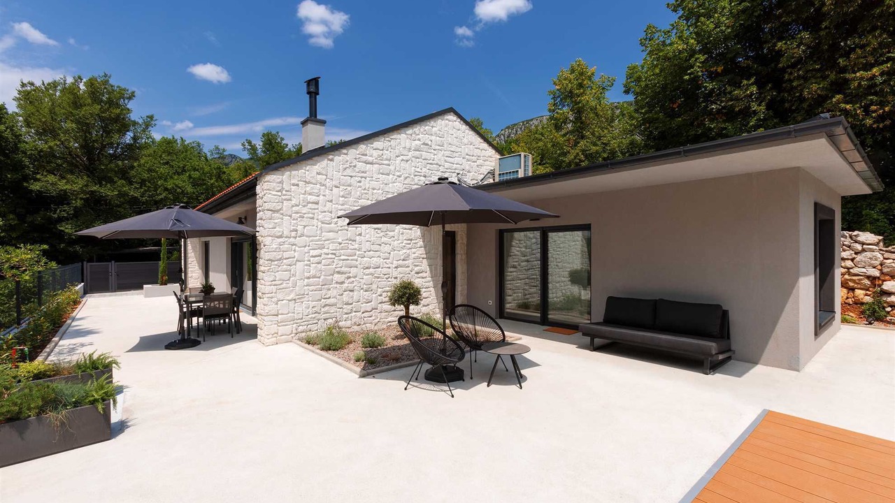 Photo of Patio Balcony in Grizane