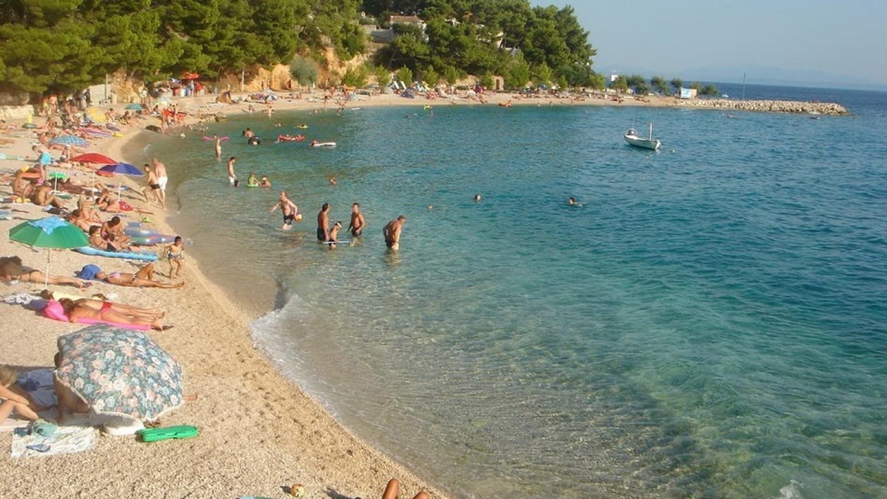 Photo of Others in Brela